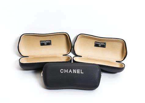 chanel eyeglass case On Sale 